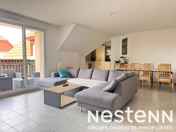 Appartement 3 pièces de 75m² dernier étage , garage double, place de parking