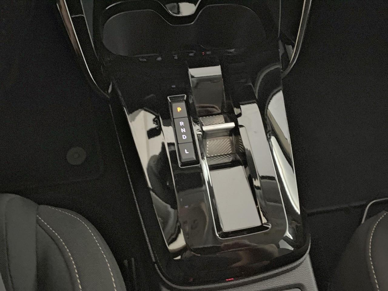 Citroën C3 Aircross hybride 145 ch aut plus — photo 17