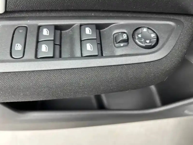 Citroën C4 e- 136 ch autonomie standard  automatique — photo 35