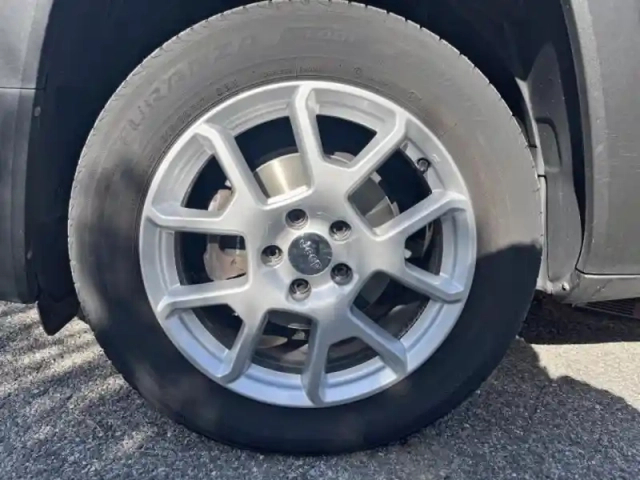 Jeep Renegade 1.0 gse t3 120ch limited — photo 11