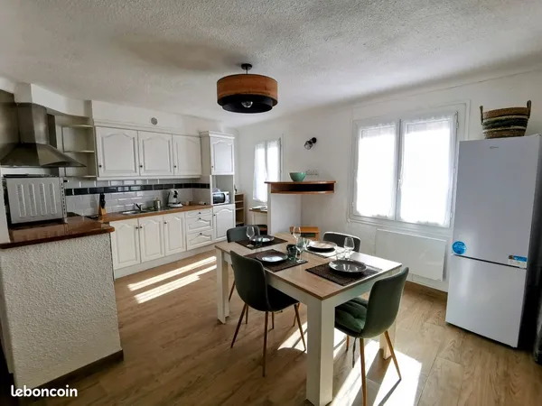 Joli duplex, tout meublé, centre de Céret