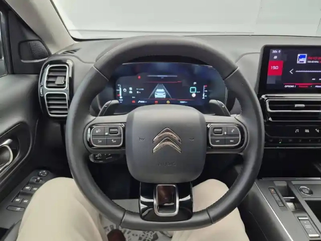 Citroën C5 Aircross hybride 145 e-dcs6 — photo 16