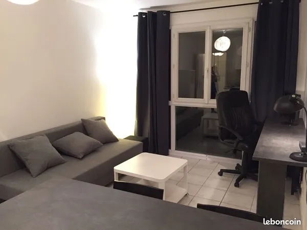 Appartement 1 pièce 21 m2 St michel 31400