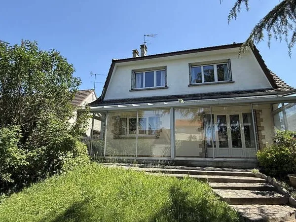 Maison 6 pièces 170 m²