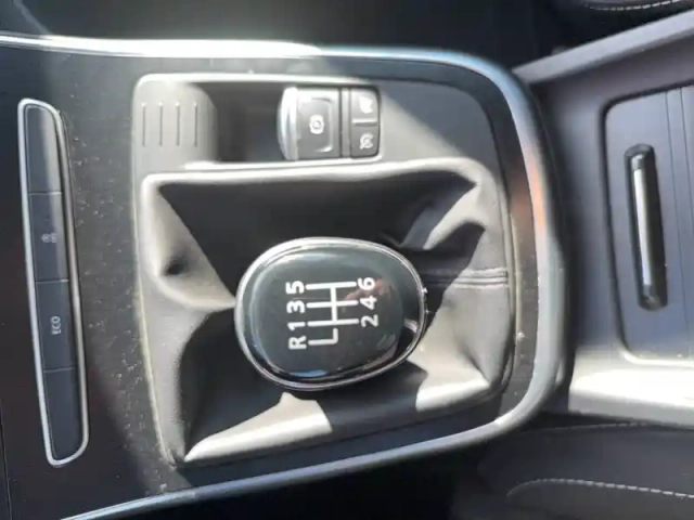 Renault Scenic tce 115 fap — photo 3