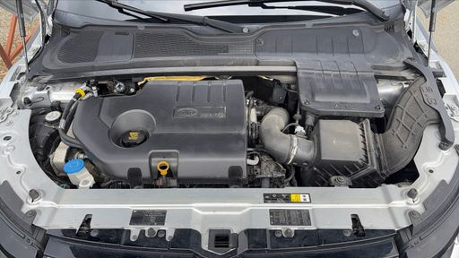 Land Rover Range Rover Evoque 2.0 TD4 150 - Executive – 2016 – 108476 km – Diesel – Boîte Manuelle — photo 40