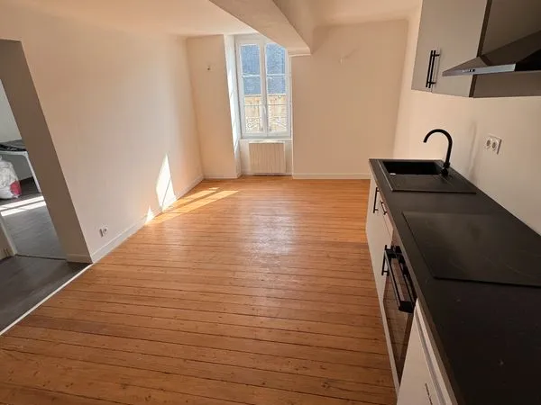 Particulier loue appartement 2 pièces meublé