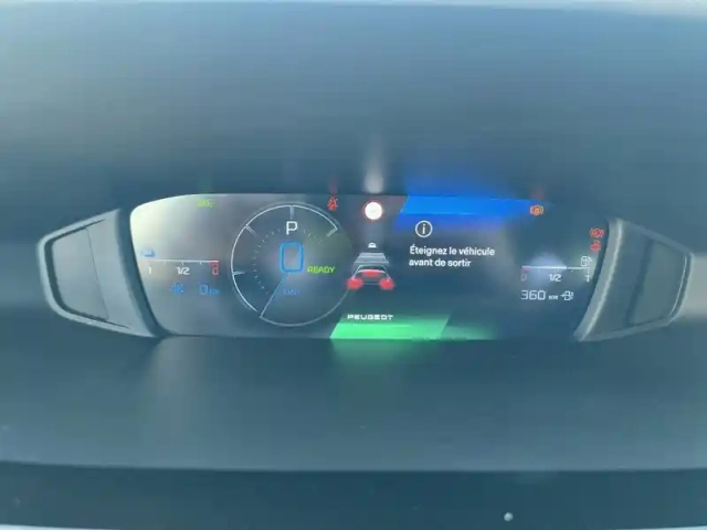 Peugeot 308 phev 180 e-eat8 — photo 13