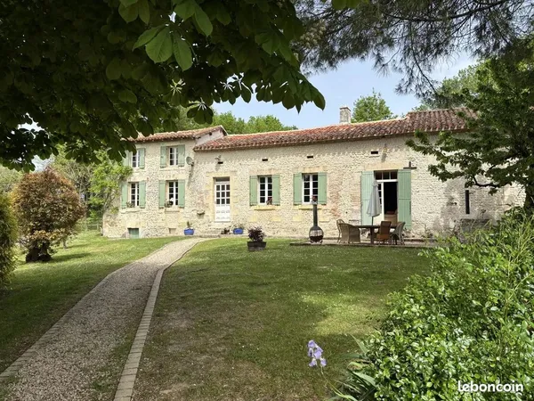 Grange 16 pièces 339 m²