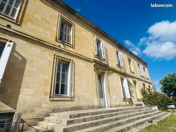 Bureau psychiatre libéral ou psychologue - maison dédiée à la santé mentale - château du tenet merig