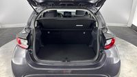 Toyota Yaris 116h Dynamic 5p MY22 — photo 14