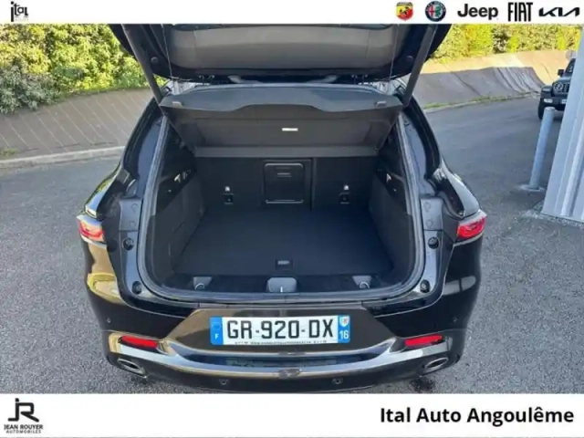 Alfa Romeo Tonale 1.3 phev 280ch veloce at6 e-q4 — photo 6