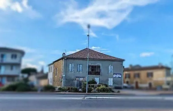 Maison 11 pièces 240 m²