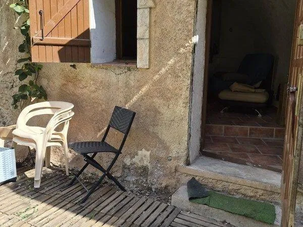 Studio 1 pièce 30 m²