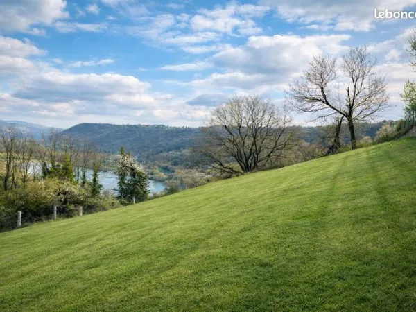 Terrain 1000 m² Saint-Clair-du-Rhône