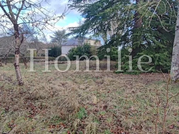 Terrain 785 m² Amboise