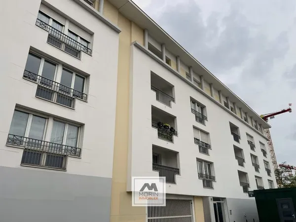 BORDEAUX quartier Sainte-Croix, à vendre appartement avec un