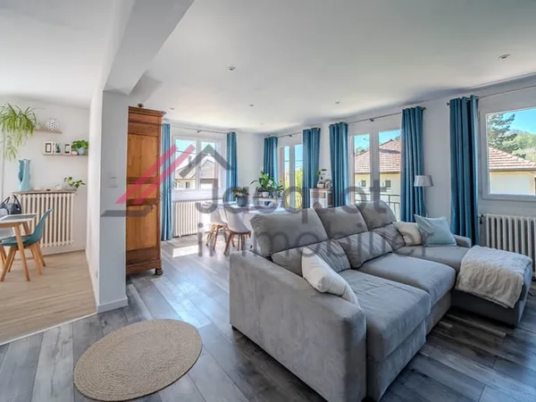 Maison Lons Le Saunier 5 pièce(s) 115.59 m2