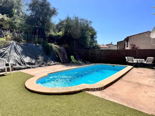 Villa 7 pièces 130 m²