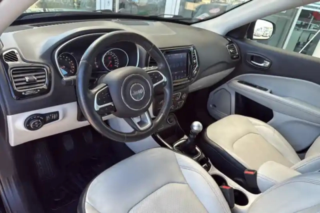 Jeep Compass 1.4 i multiair ii 140 ch bvm6 — photo 16