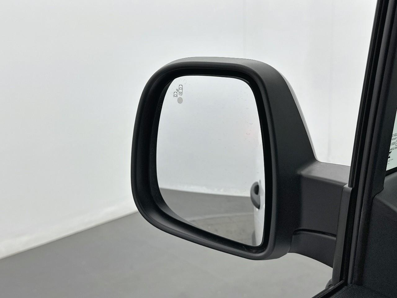 Citroën Berlingo van m diesel 100 ch manuelle — photo 28