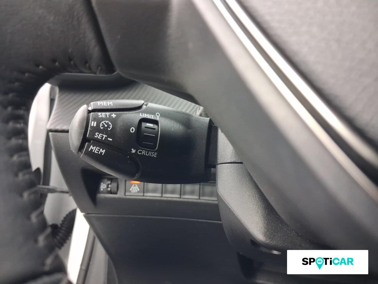Peugeot 208 style puretech 100 s s eat8 — photo 17