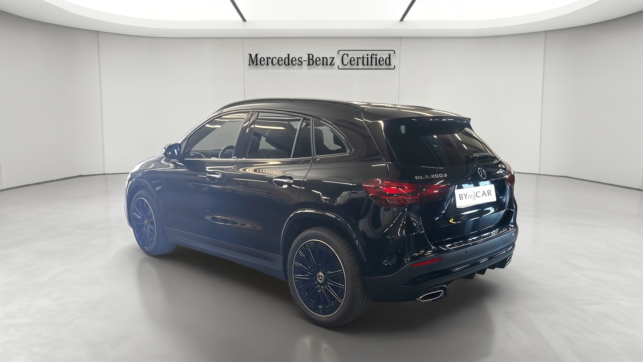 Mercedes GLA 200 d 8G-DCT — photo 3