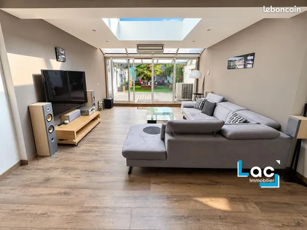 Maison 5 pièces 159 m²