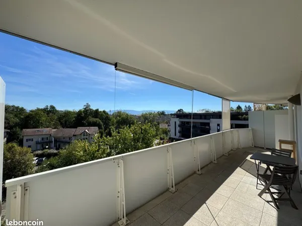 T3 meublé - 70m2 - 2 chambres - Centre ST GENIS