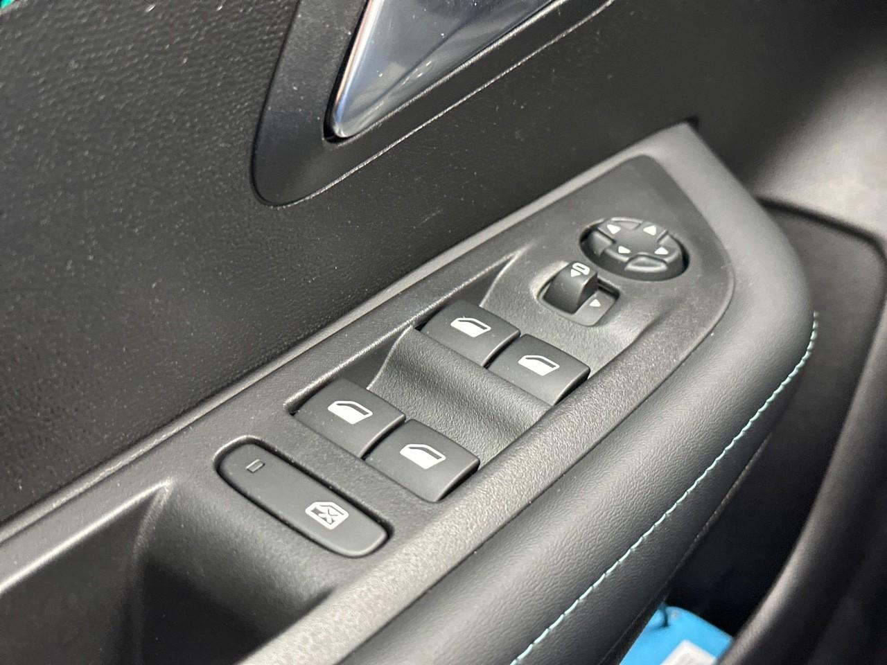 Peugeot 208 puretech 100 s&s eat8 allure pack — photo 15