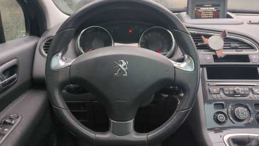 Peugeot 5008 1.6 BlueHDi 120 - Style – 2016 – 146542 km – Diesel – Boîte Manuelle — photo 31
