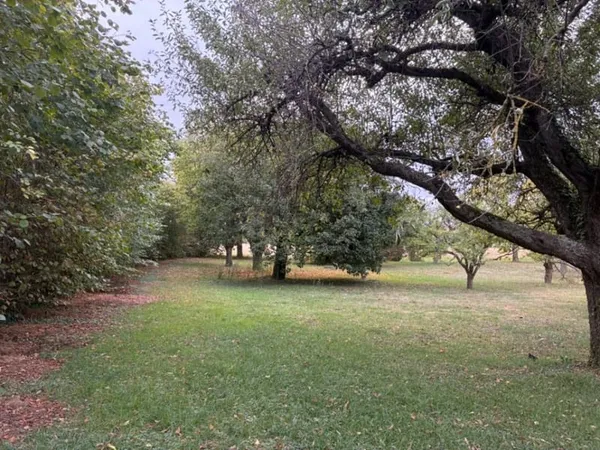 Terrain 630 m²