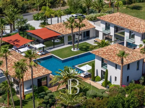 Saint-Tropez - Luxueuse Villa Neuve - 7 Chambres