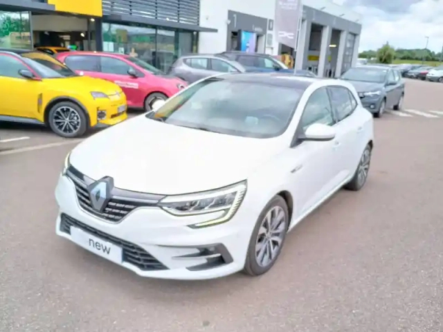 Renault Megane iv berline tce 140 edc