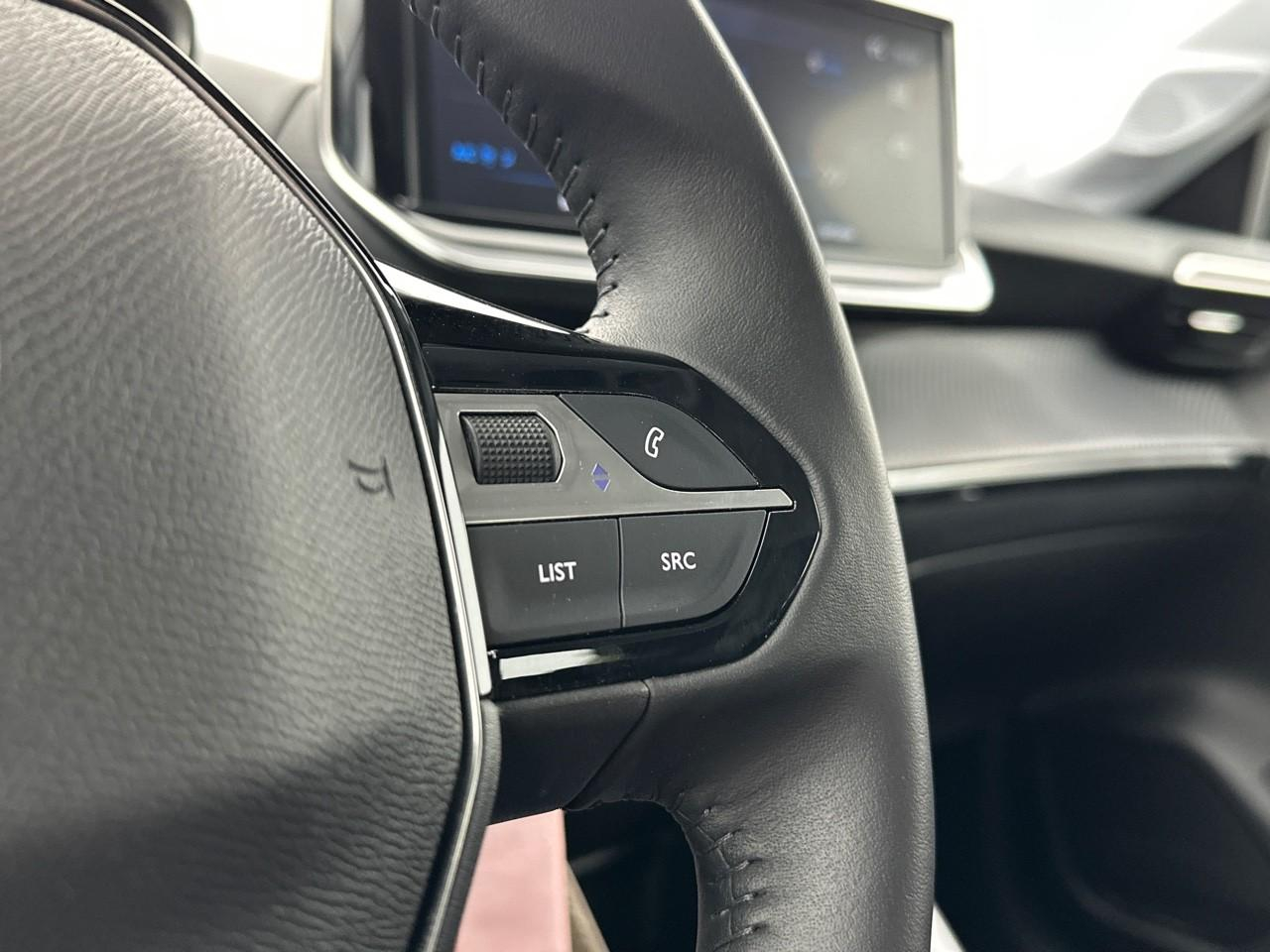 Peugeot 208 puretech 75 s&s bvm5 active — photo 18