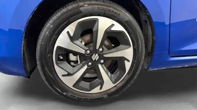 Suzuki Swift 1.2 dualjet hybrid — photo 10