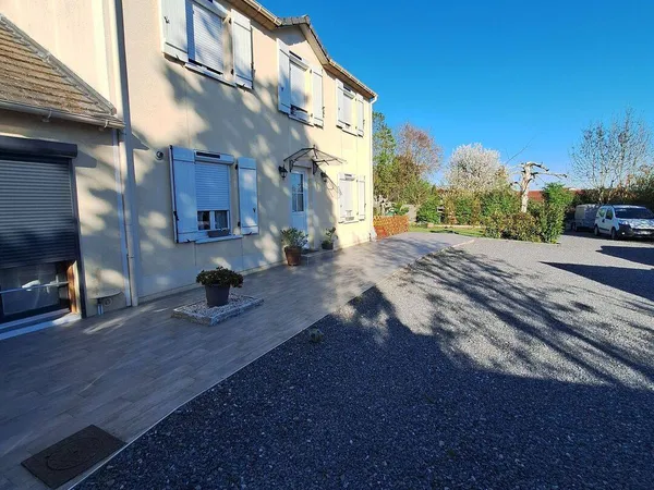 Maison 7 pièces 142 m²