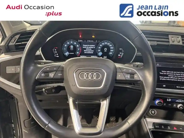 Audi Q3 35 tfsi 150 ch — photo 12
