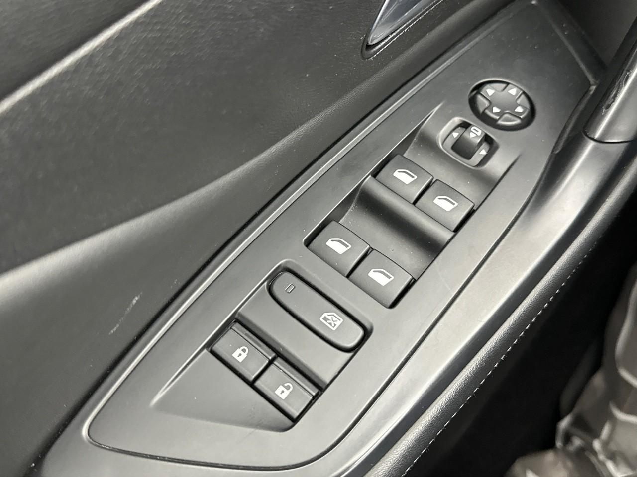Peugeot 308 phev 180 e-eat8 allure pack — photo 15