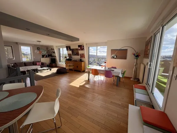 Appartement 5 pièces 166 m²