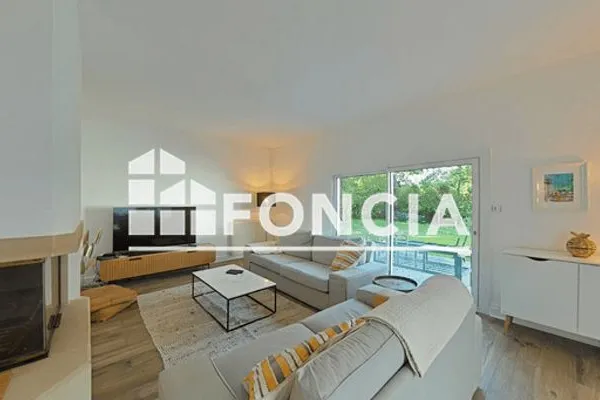 Maison et villa de prestige Location Guérande 9p 245m² 4150€