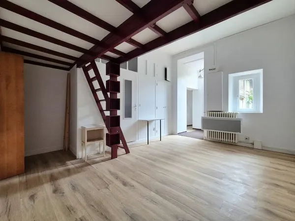 NANTES - rue maréchal Joffre - Appartement avec mezzanine