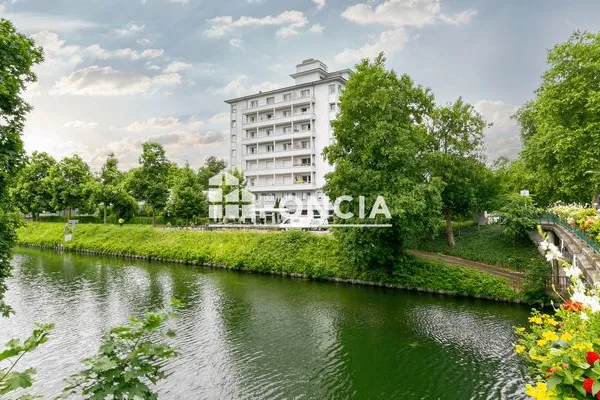 Appartement 1 pièce 9 m²