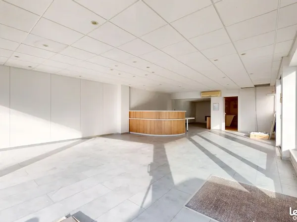 Local commercial 80 m² BESANCON