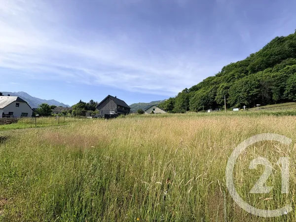 Terrain 1268 m²