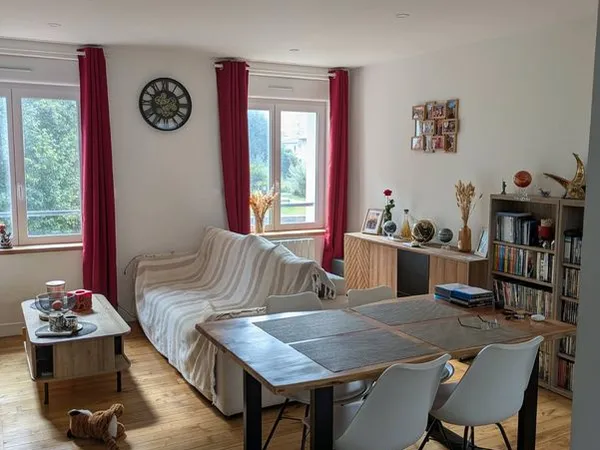 Appartement T4 rénové - 77m2 - 3 chambres