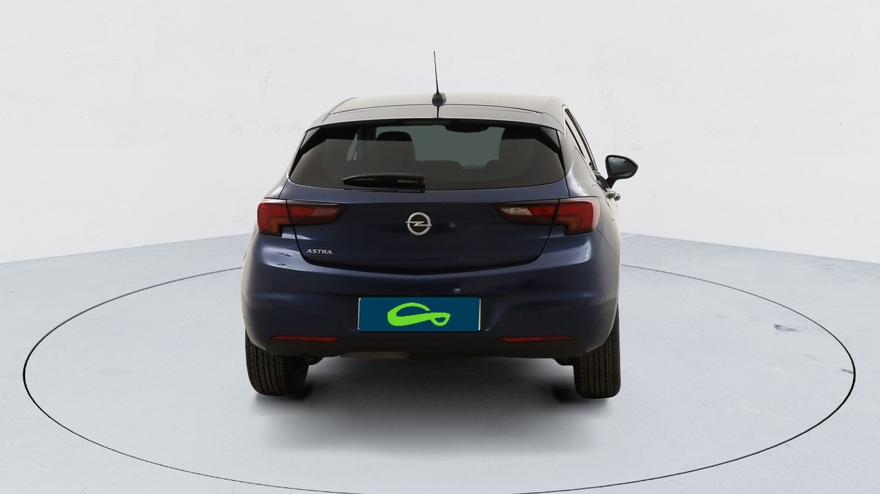 Opel Astra — photo 4
