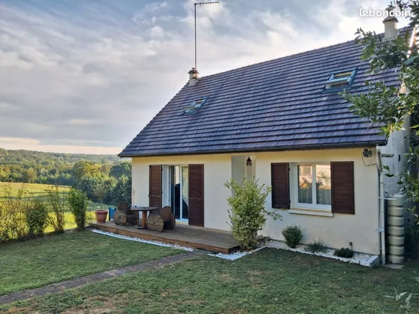 Maison individuelle avec 3 chambres, belle vue sur la vallée