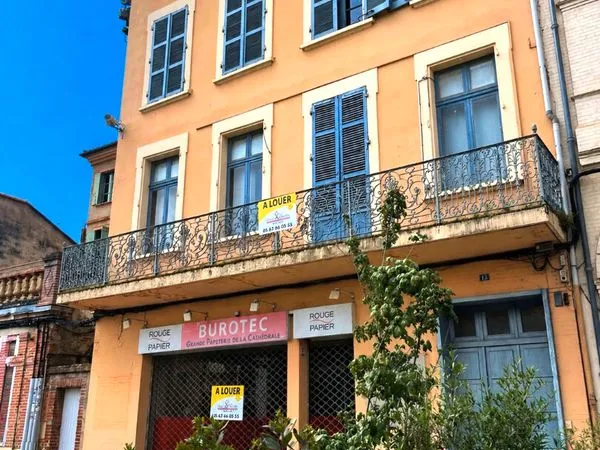 Local commercial 366 m² MONTAUBAN