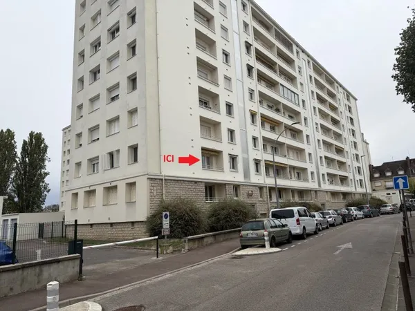 Libre le ..Maintenant Mt Loyer :550 Mt des charges :110